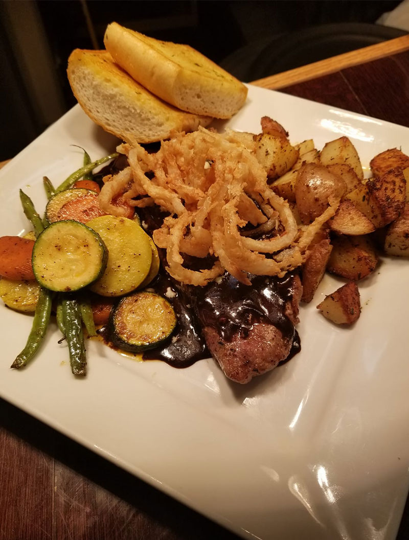 Restaurant in Orland, CA | East Coast Foods Pub and Grill